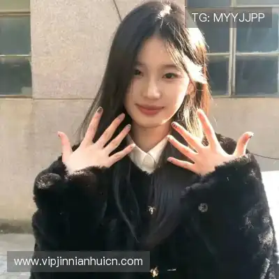 凤杏曼
